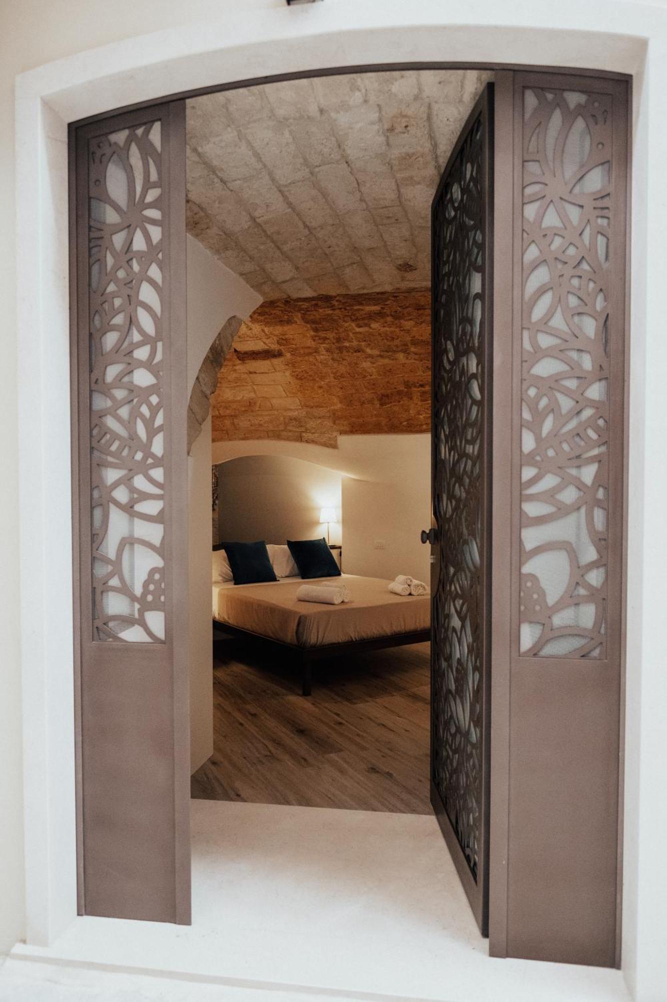 Timeless Apulian Luxury Suite Bari Eksteriør billede